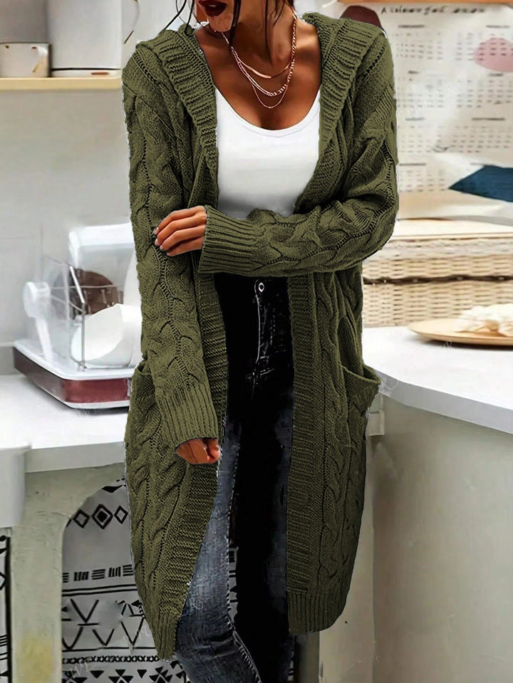 Damen Strickjacke im lässigen Langschnitt mit Zopfmuster und praktischen Taschen Drune