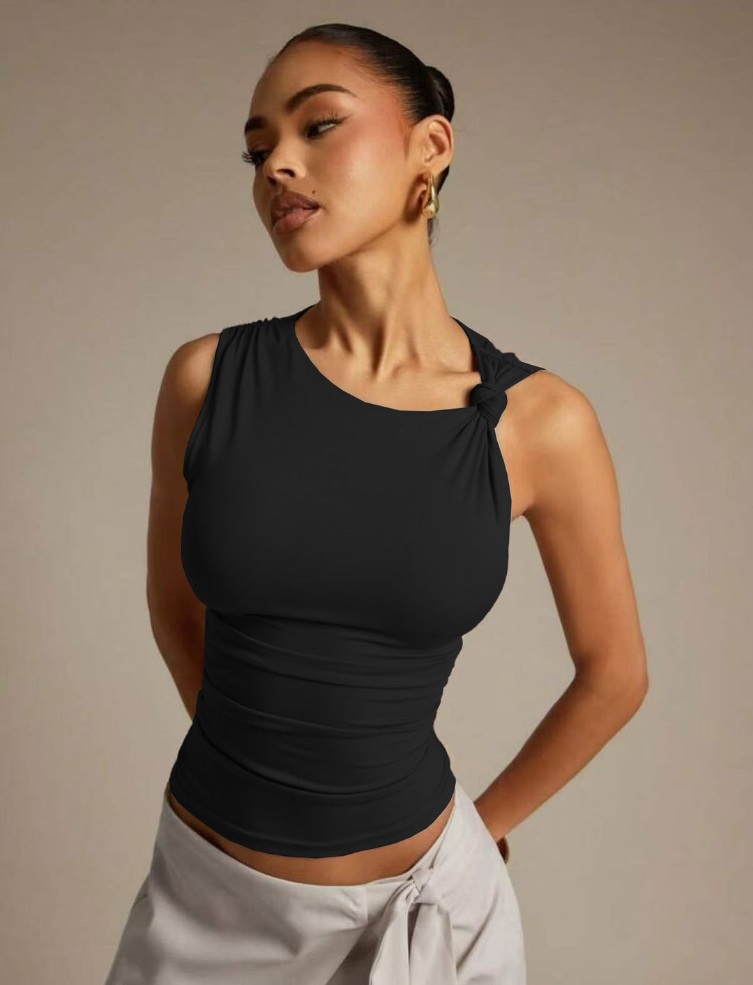 Damen Elegantes Tanktop mit asymmetrischem Design und raffinierten Knotelementen Drune