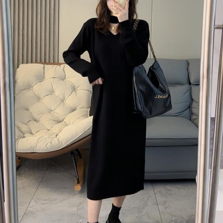 Damen Strickkleid mit tiefem V-Ausschnitt und elegantem Rippdesign Drune