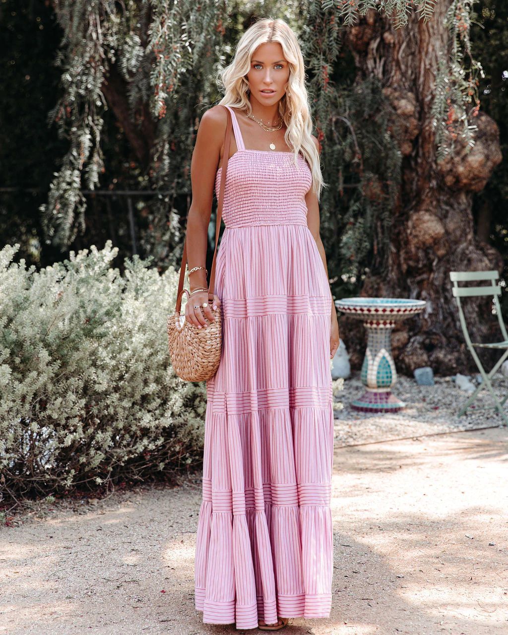 Damen Maxikleid mit gerafftem Oberteil und voluminösem Rock Drune