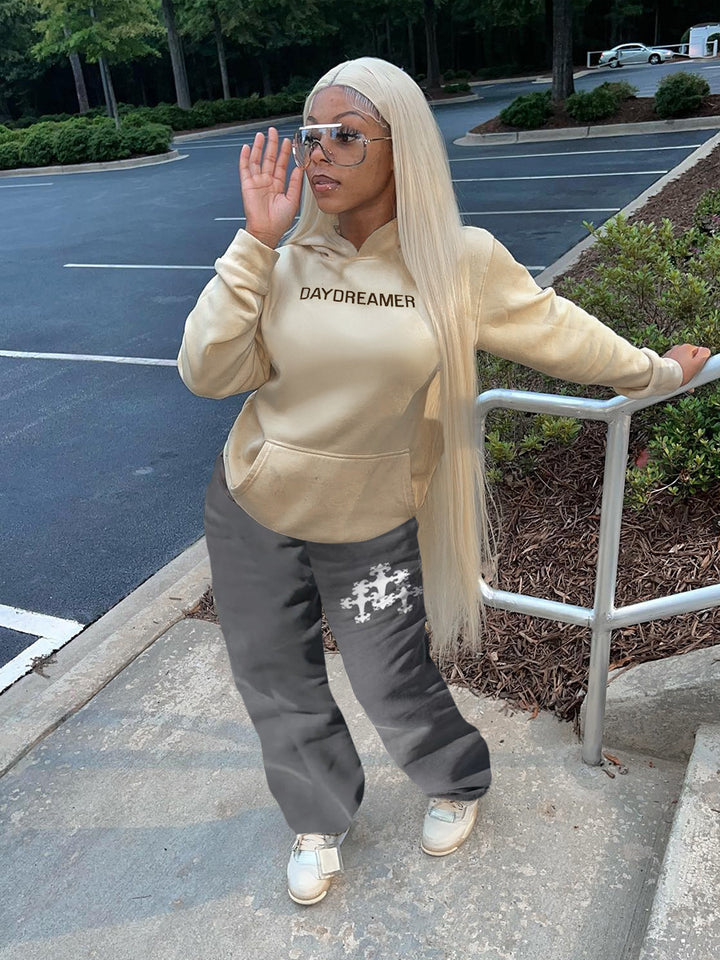 Damen lässiges Hoodie und Jogginghose Set mit modernem Schriftzug Drune