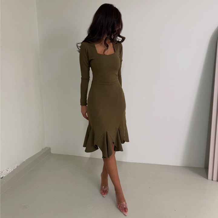 Damen Kleid mit raffiniertem Schnitt Drune