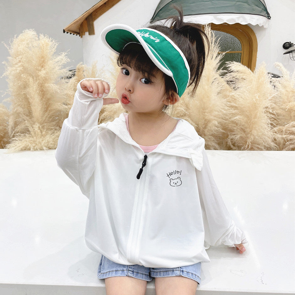 Unisex nan ultraleichte Kinder-Sonnenschutzjacke mit Kapuze, Reißverschluss, Meshfutter und Bärenstickerei  Drune