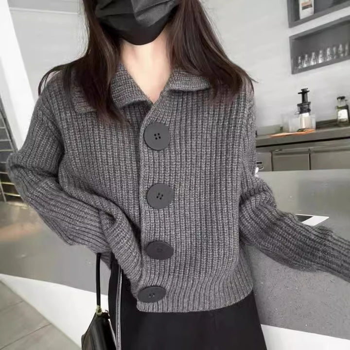 Damen Strickjacke mit oversized Schnitt und großen Knöpfen Drune