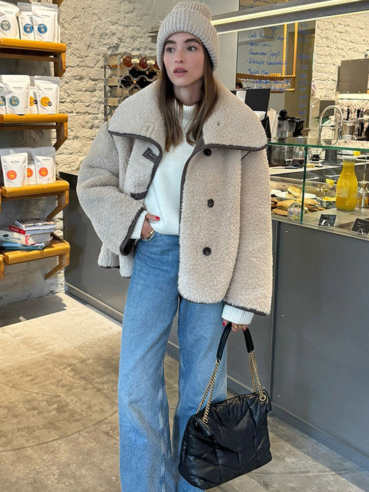 Damen oversized Teddyjacke Drune