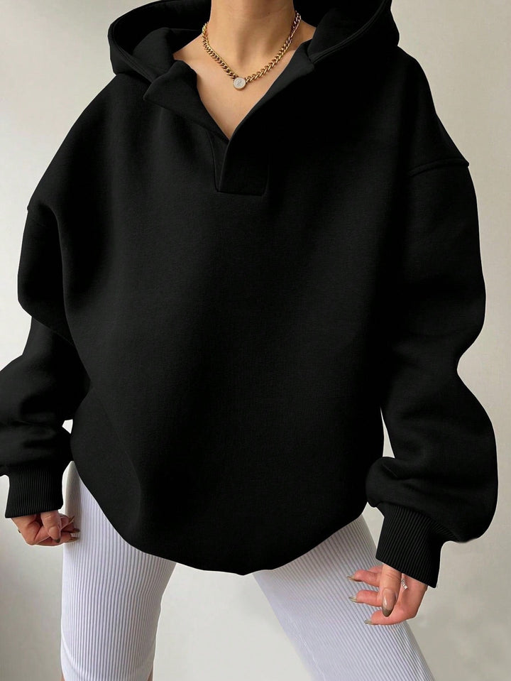 Damen Oversized Hoodie mit kurzem Kragen und praktischen Seitentaschen Drune