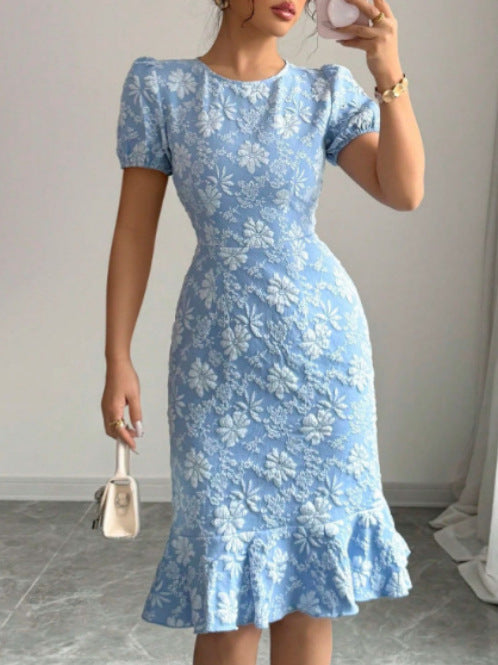 Damen Kleid mit floralem Spitzenmuster und fließendem Saum Drune