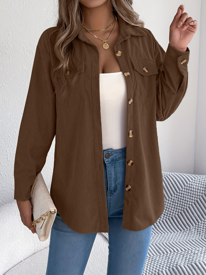 Damen Cordhemdjacke im lässigen Schnitt mit praktischen Taschen und eleganten Knöpfen Drune