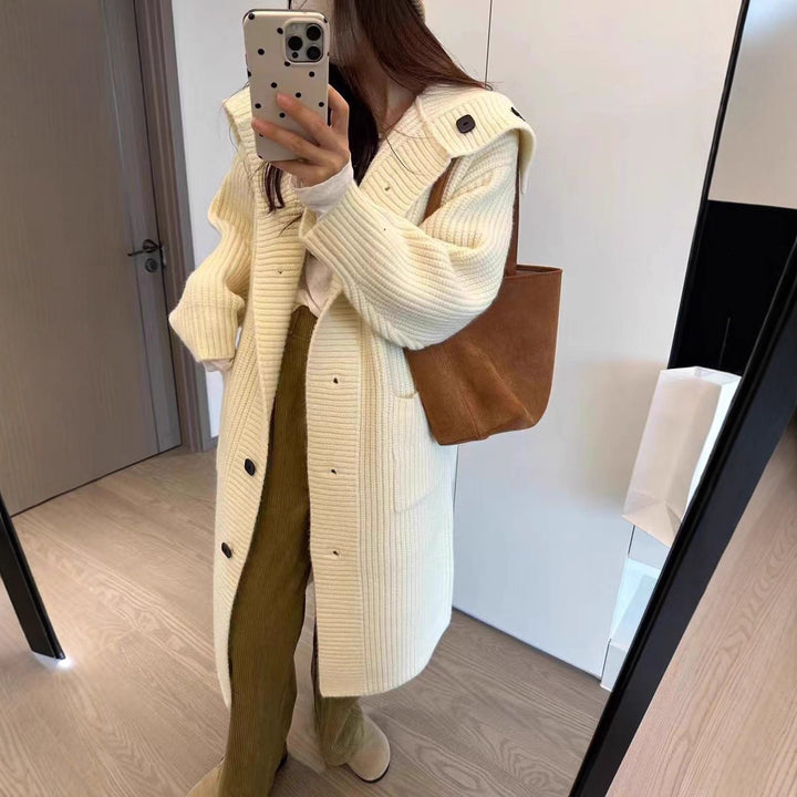 Damen Grobstrickjacke mit voluminösem Schnitt und dekorativen Knöpfen Drune