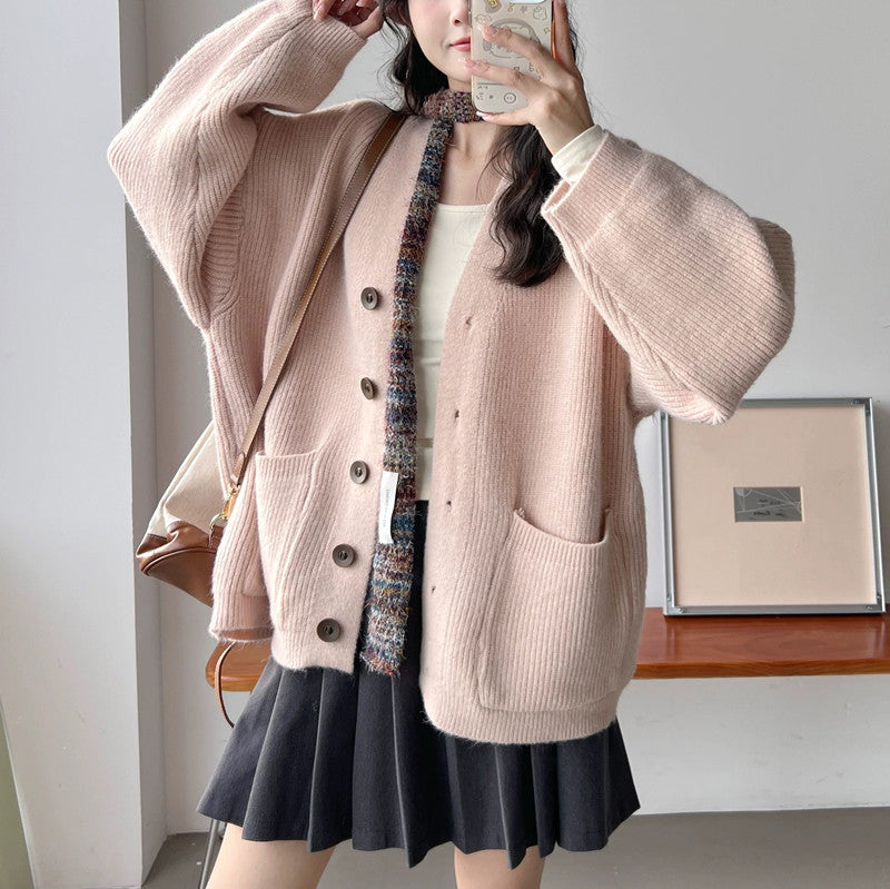 Damen Grobstrickjacke mit eleganten Knopfdetails und praktischen Taschen Drune