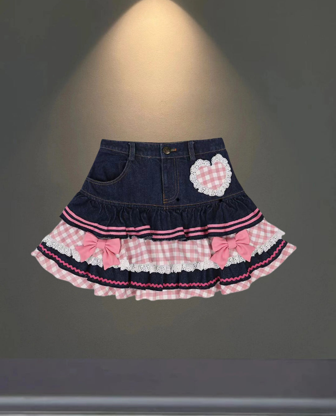 Damen Modische Mini-Jeansrock mit Rüschen und herzförmiger Applikation Drune