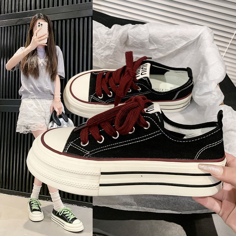 Damen Sportliche Sneakers mit robuster Sohle und atmungsaktivem Canvas von Drune