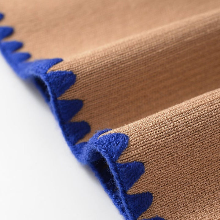 Damen lässige Strickjacke mit dekorativen Knopfdetails und kontrastierendem Saum Drune