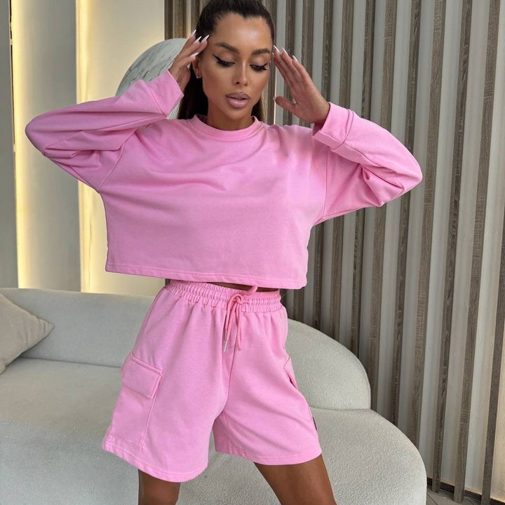 Damen Freizeitanzug mit Oversized Sweatshirt und kurzen Hosen Drune