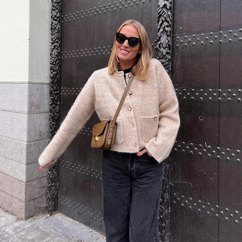 Damen kuschelige Strickjacke mit eleganten Knopfdetails Drune