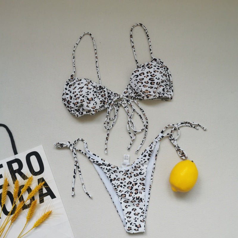 Damen Triangel-Bikini mit verstellbaren Schnürungen und kontrastierenden Akzenten Drune