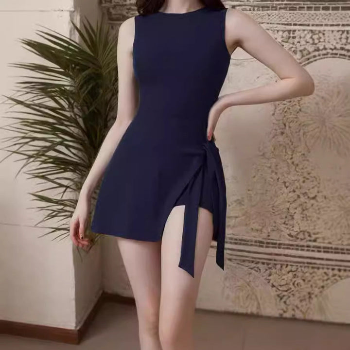 Damen Bademode mit asymmetrischer Drapierung und seitlichem Bindegürtel Drune