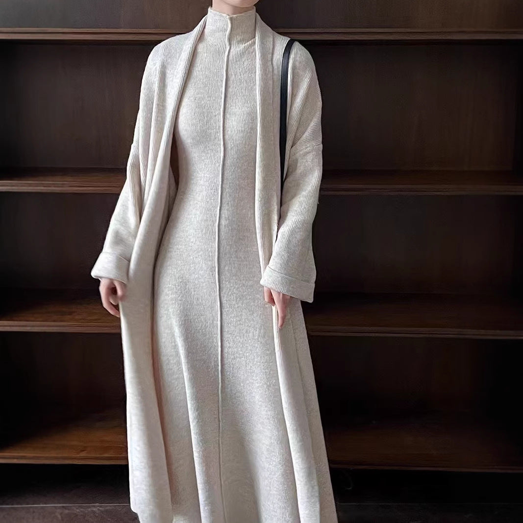 Damen Strickkleid mit hochwertigem Stehkragen und dekorativen Ärmeln Drune
