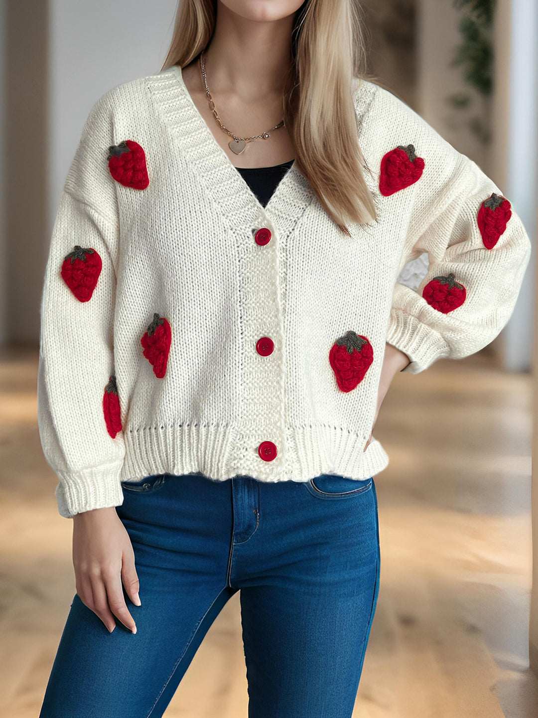 Damen Strickjacke mit verspielten Obstapplikationen Drune