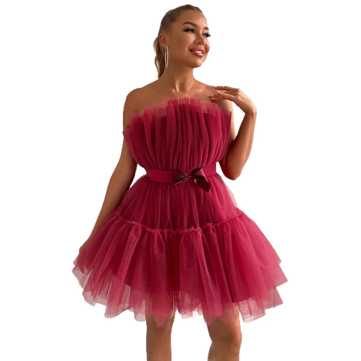Damen Tüllkleid mit asymmetrischem Design und voluminösen Rüschen Drune