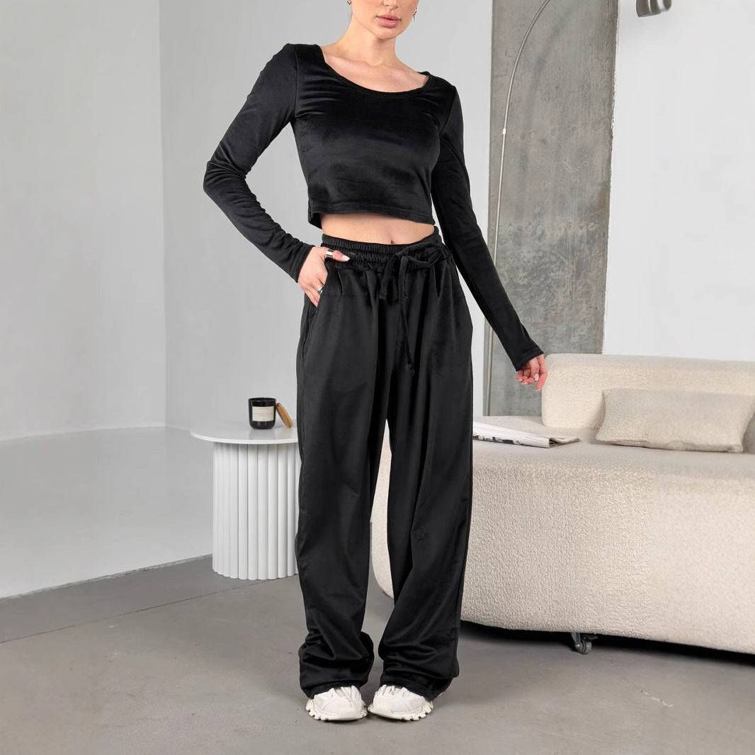Damen bequeme und stilvolle Velours-Hose mit cropped Oberteil Drune