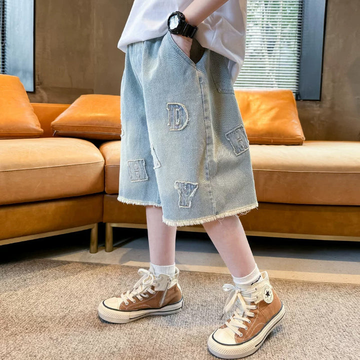 Jungen lässige Denim-Shorts mit auffälligen Applikationen Drune