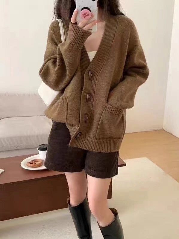 Damen Gemütliche Strickjacke mit modernen Knöpfen und Taschen Drune