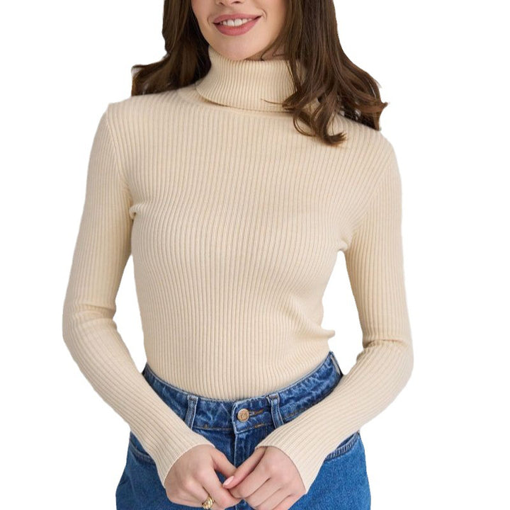 Damen Enganliegender Rollkragenpullover aus ribbelndem Strick Drune