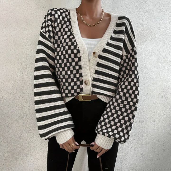 Damen Kuschelige Strickjacke mit kariertem Design und breiten Ärmeln Drune