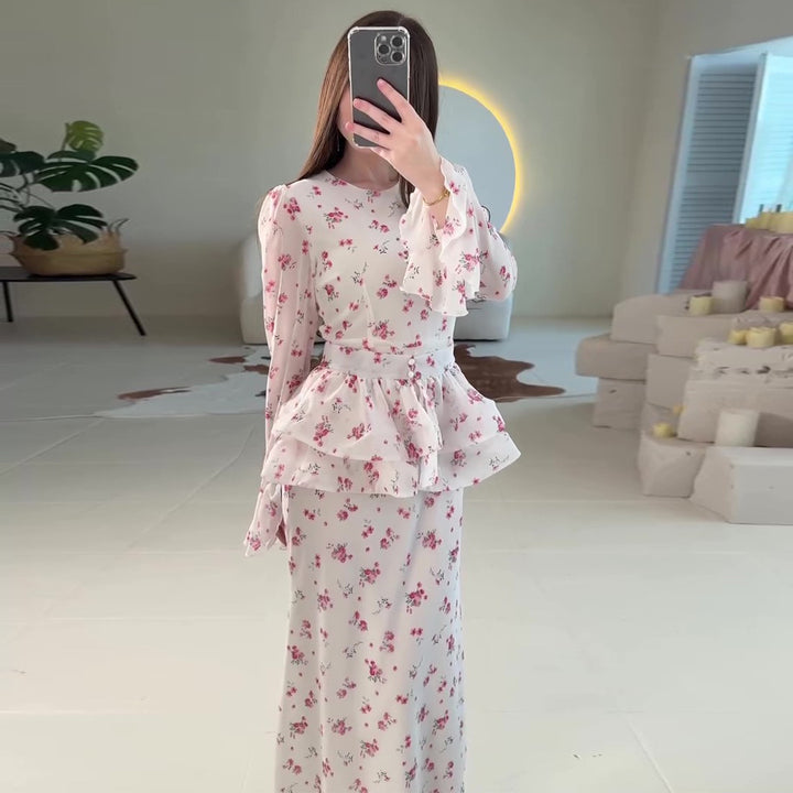 Damen Maxikleid mit voluminösem Peplum und floralen Akzenten Drune