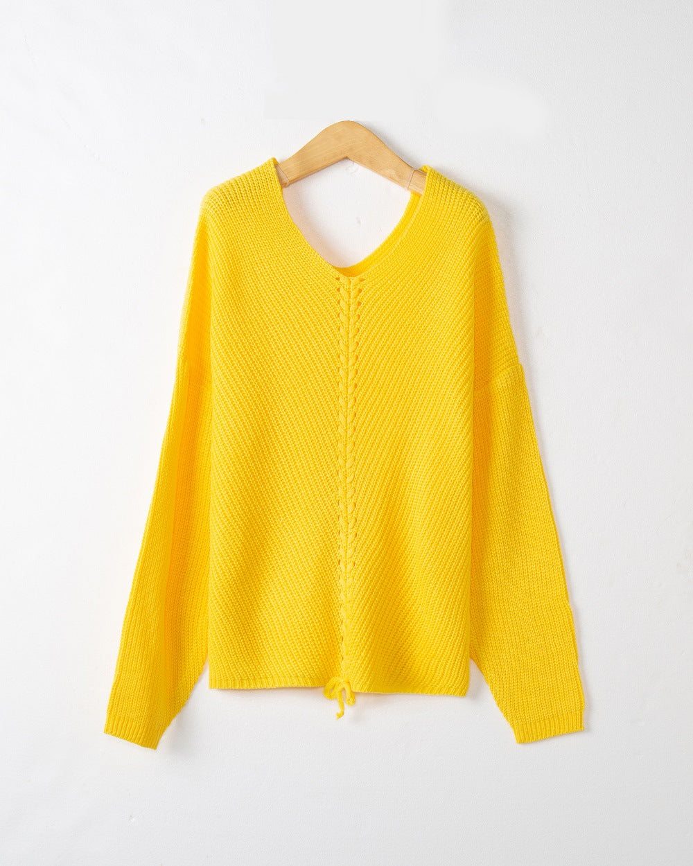 Damen Grobstrick Pullover mit attraktivem V-Ausschnitt und praktischen Kordeldetails Drune