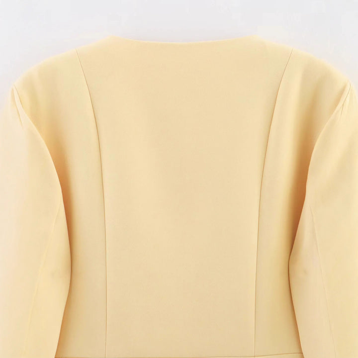 Damen modische Kurzjacke mit strukturiertem Design Drune