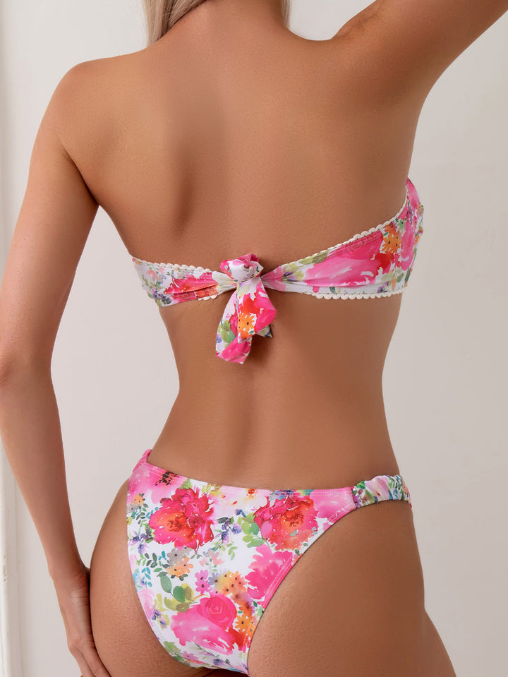 Damen Bikini-Set mit floralem Triangel-Oberteil und sensualen Low-Rise-Höschen Drune