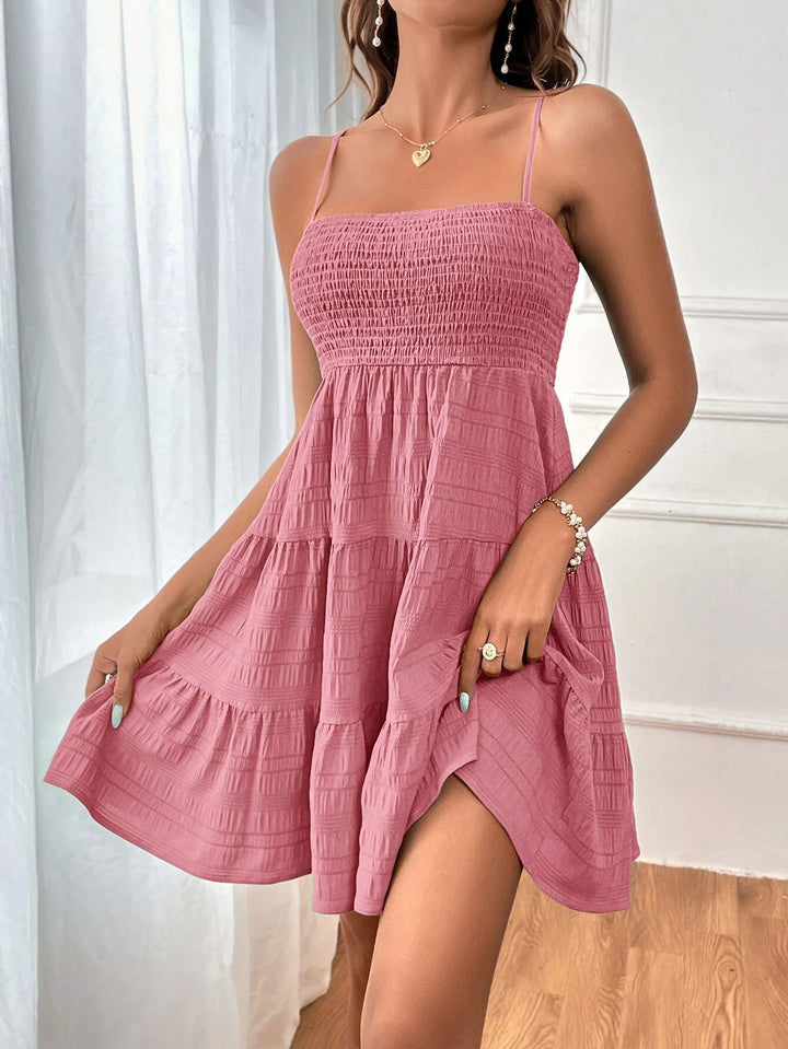 Damen Freizeitkleid mit schmalen Trägern und Rüschendetails Drune