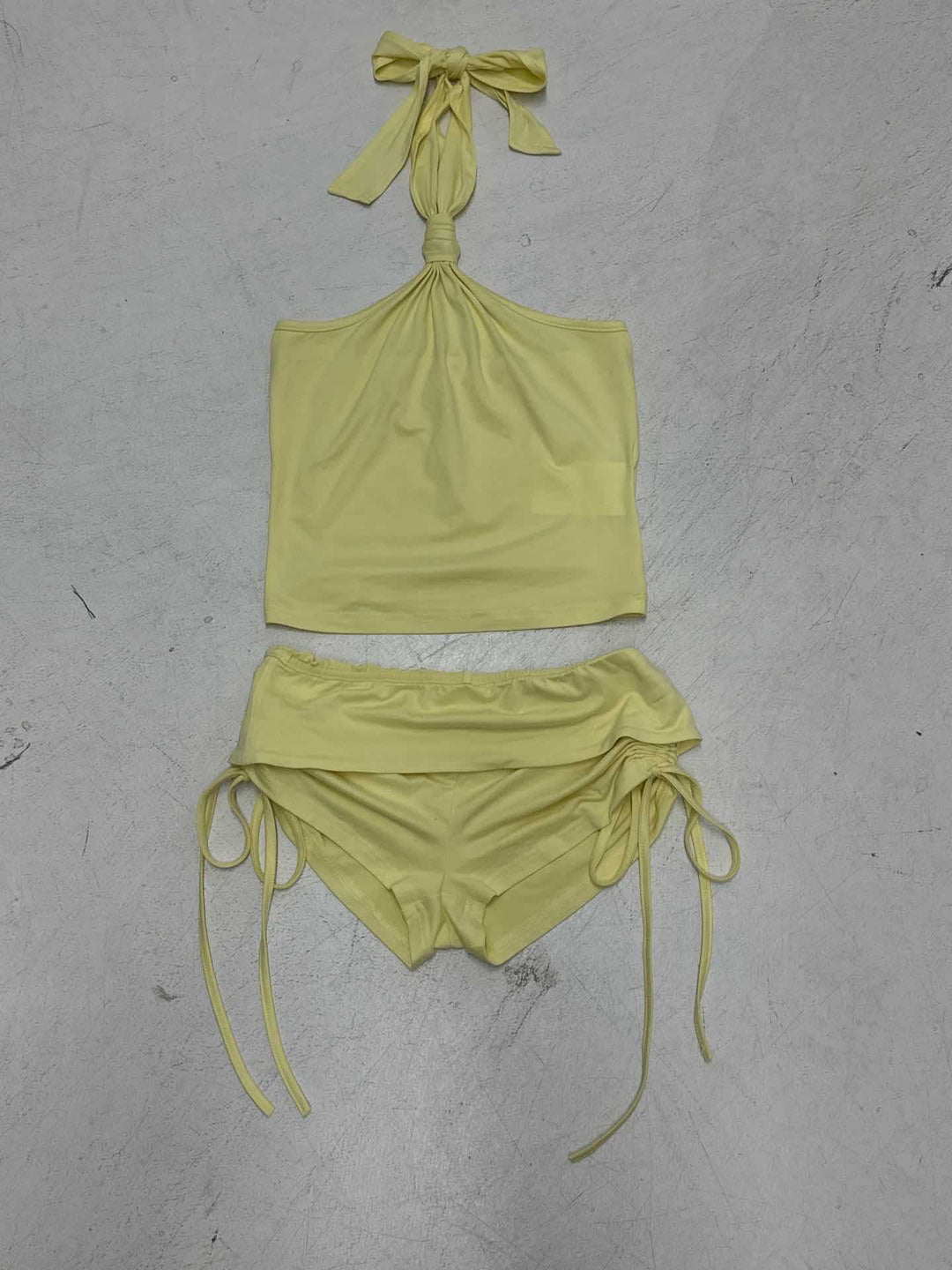 Damen hochwertiges Badeanzug-Set mit verstellbarem Haltertop und Rüschenhosen Drune