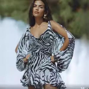 Damen Wickelkleid mit floralen Rüschendetails und sexy V-Ausschnitt Drune