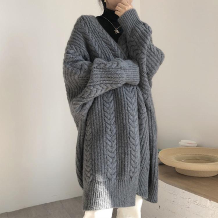 Damen Strickjacke mit Zopfmuster und weitem Schnitt Drune
