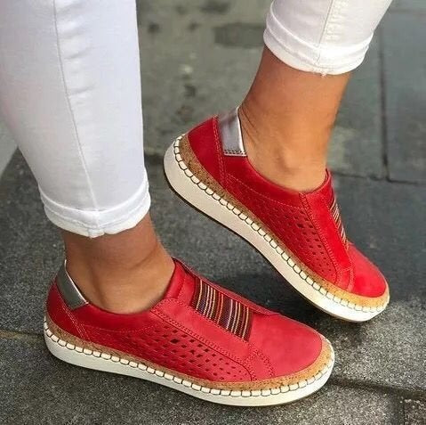 Damen perforierte Slipper-Sneaker mit Elastikeinsatz und Korkoptik-Plateau Drune