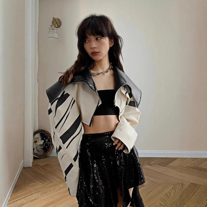 Damen Modische Cropped Jacke mit geometrischem Design und Kunstlederdetails Drune
