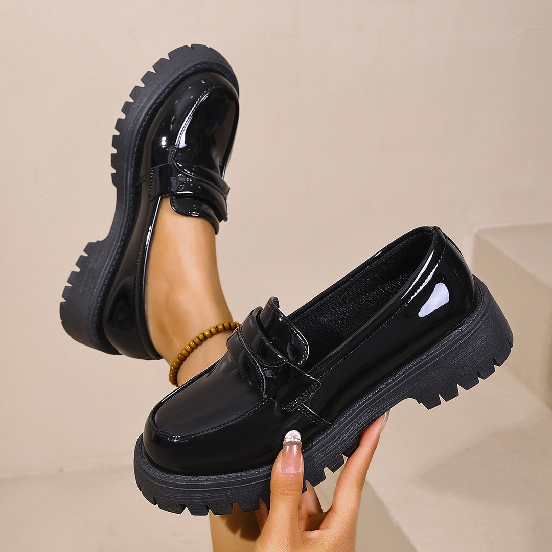 Damen Chunky Loafers mit glänzendem Obermaterial und rutschfester Sohle Drune