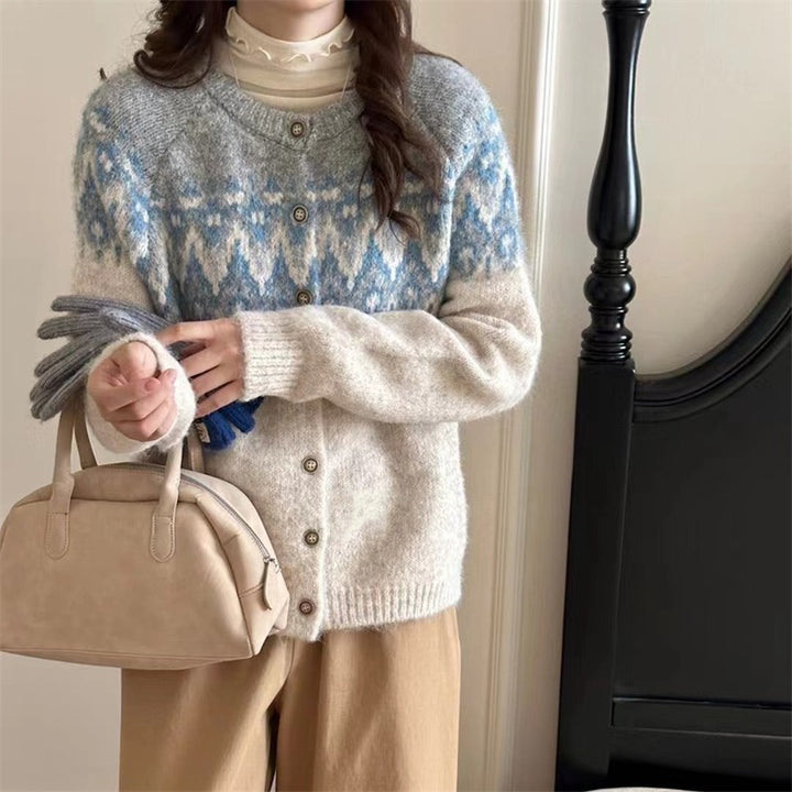 Damen Strickcardigan mit traditionellem Muster und Knopfdetails Drune