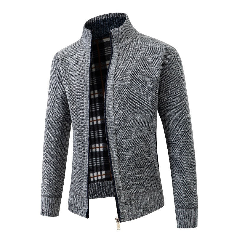 Herren Strickjacke mit modernem Stehkragen und praktischen Seitentaschen Drune