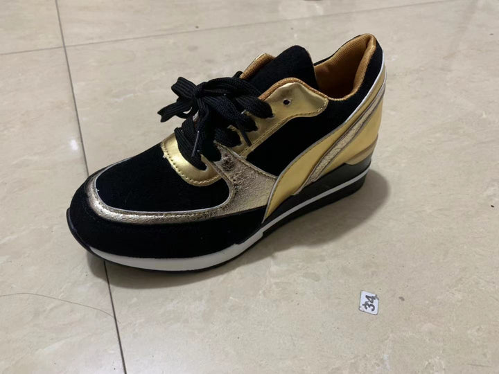 Damen nan Keil-Sneaker mit innenliegender Keilsohle und Materialmix Drune
