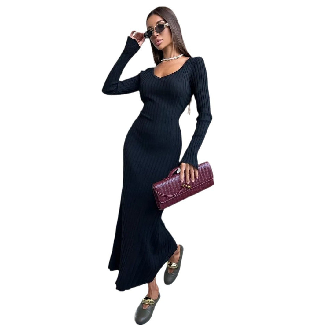 Damen Maxikleid mit raffiniertem Rippenstrick und schulterfreiem Design Drune