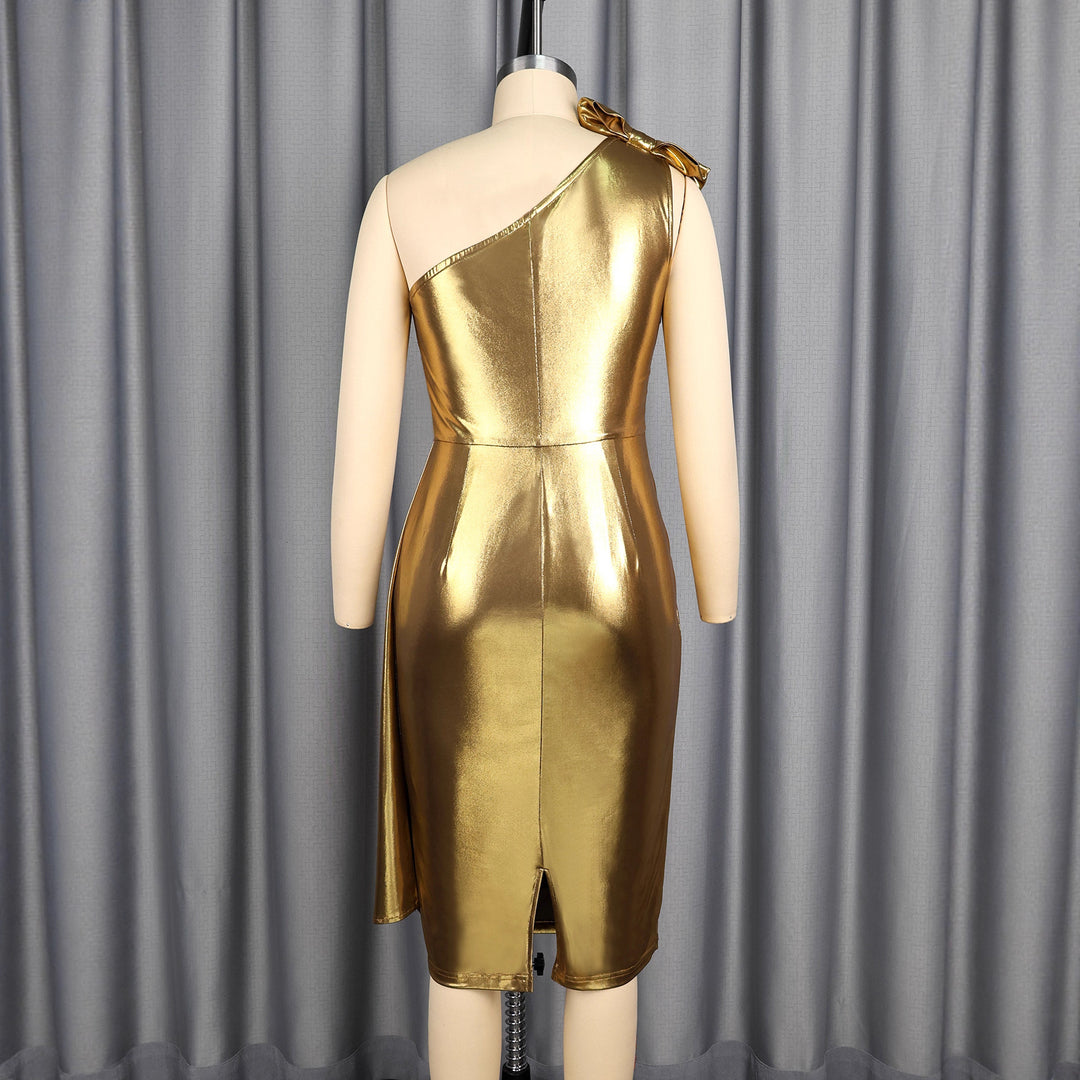 Damen Elegantes Abendkleid mit asymmetrischem Schnitt und voluminösem Drapierungselement Drune