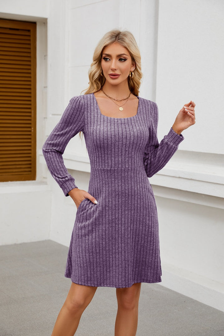 Damen Strickkleid mit Quadrat-Auschnitt und Taschen Drune