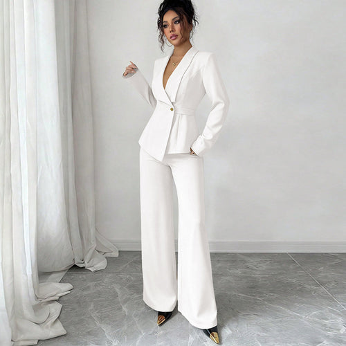 Damen eleganter Blazeranzug mit schmalem Schnitt und hohem Kragen Drune