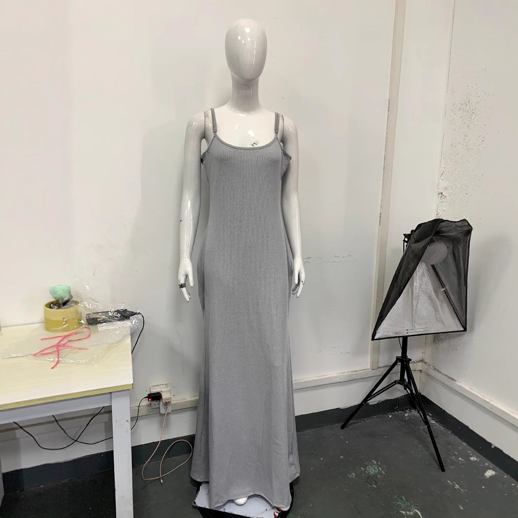 Damen Langes Kleid mit schmalen Spaghettiträgern und figurschmeichelndem Schnitt Drune