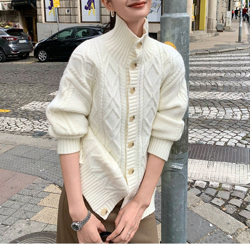 Damen Strickjacke mit hochgeschlossenem Kragen und strukturierter Oberfläche Drune