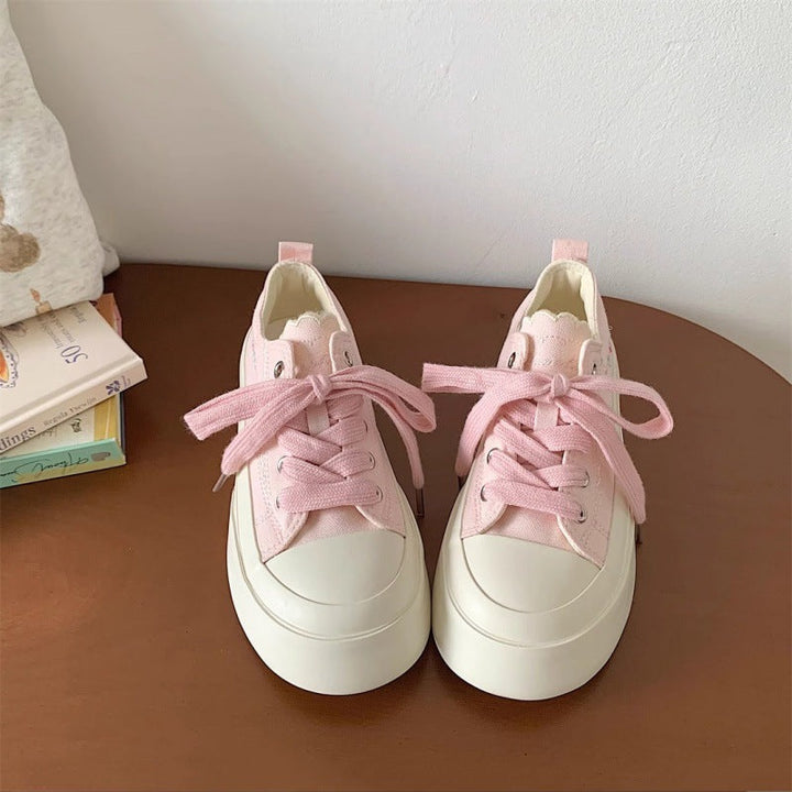 Damen Plateau-Sneaker mit floralen Applikationen und strapazierfähigem Obermaterial Drune